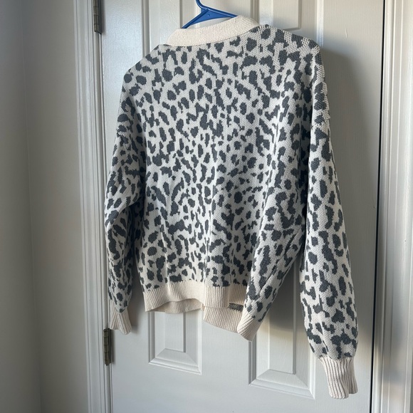 Loft Cropped Leopard Print V-Neck Cardigan Small - Picture 4 of 4